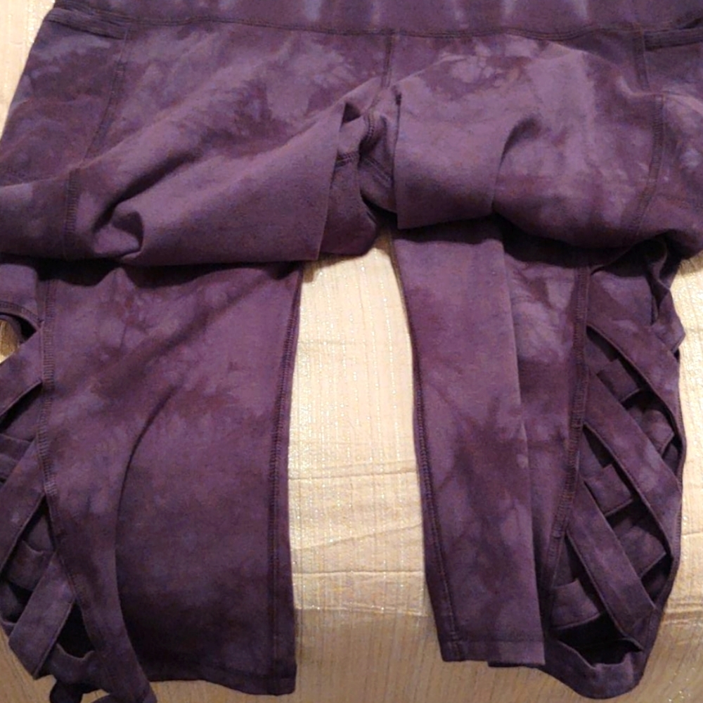 Livi bluetyedyed knit Caprilegging 18/20NWOT